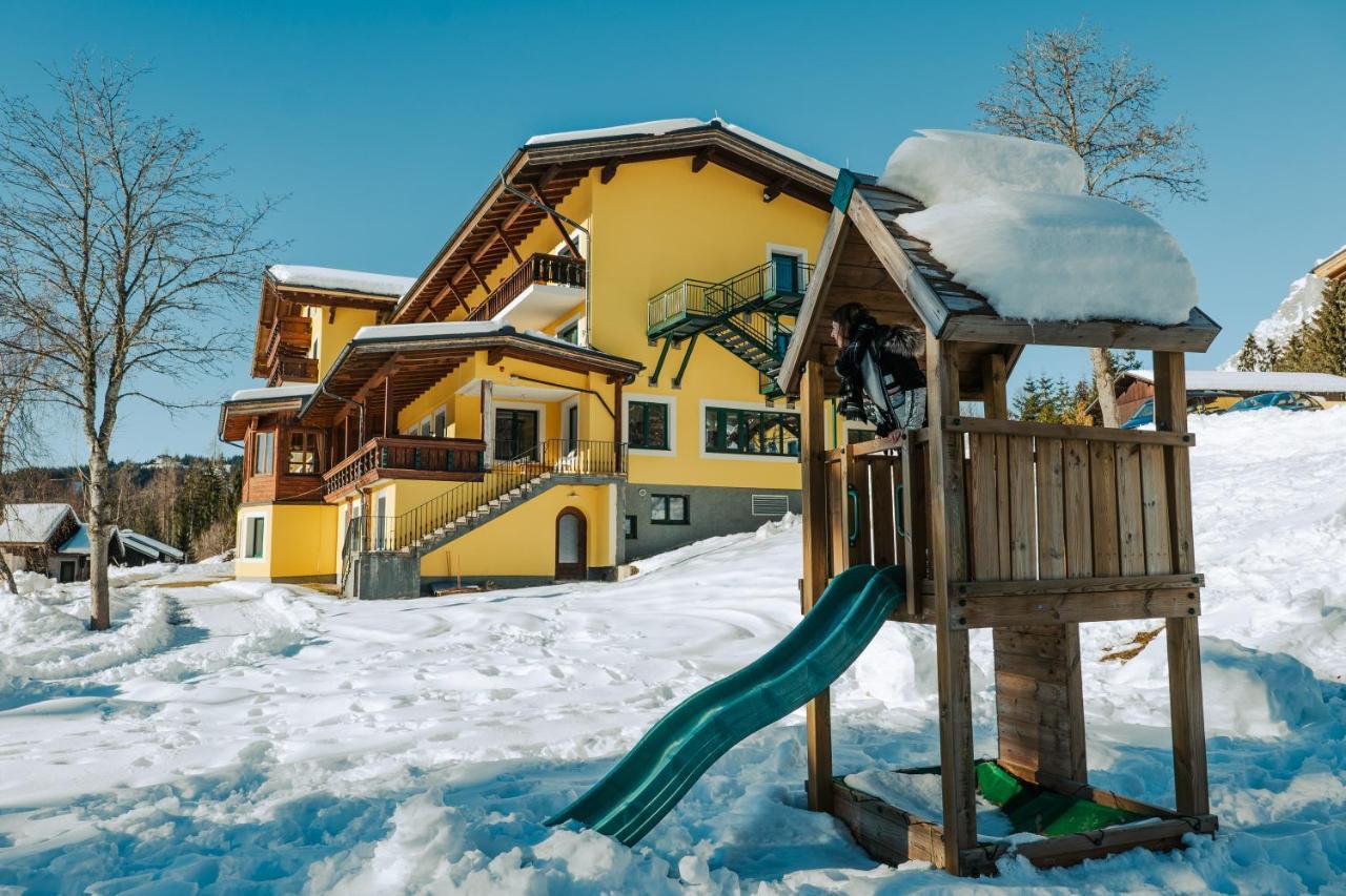 Mountain Hostel Ramsau am Dachstein Exterior photo
