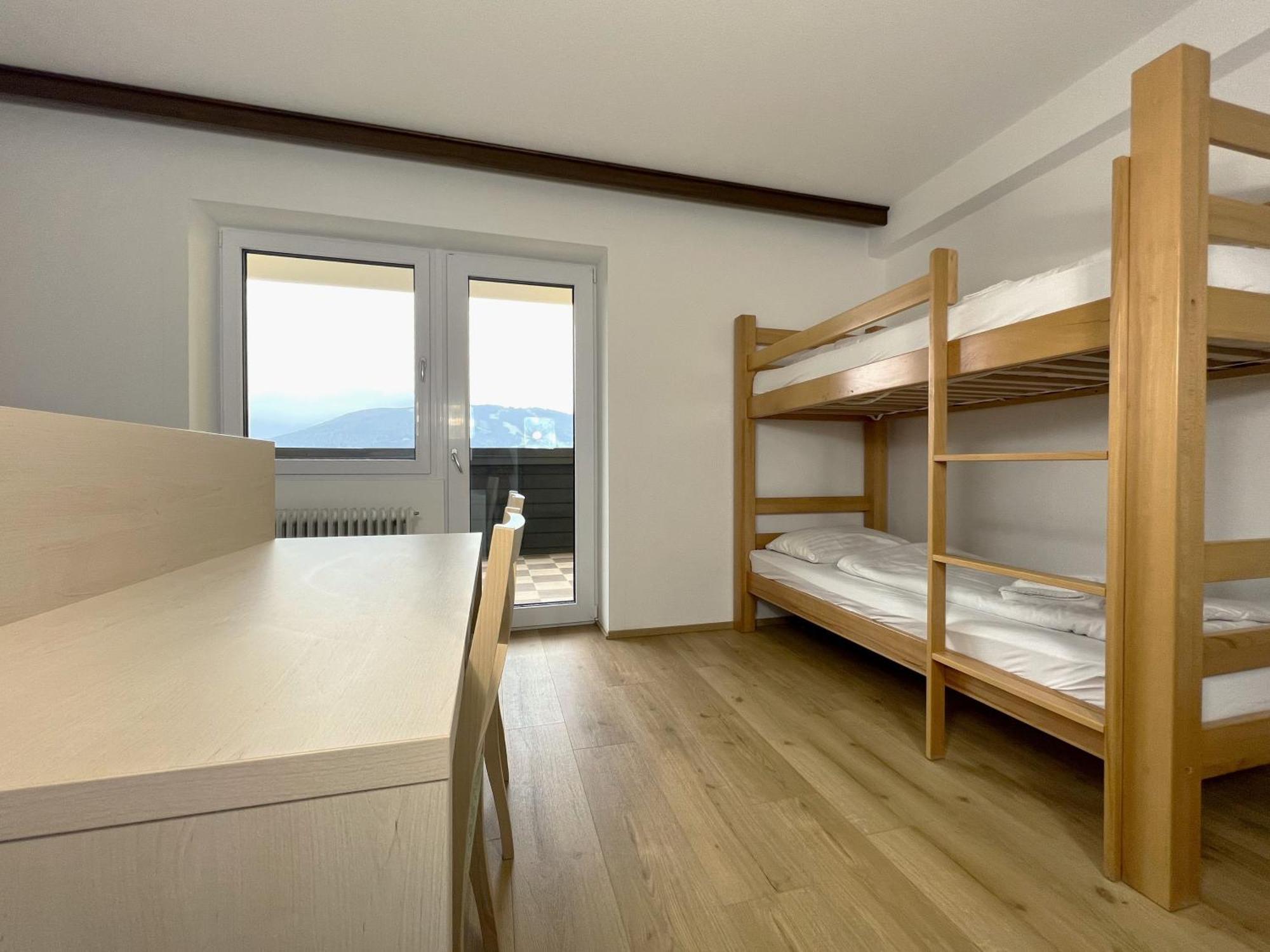 Mountain Hostel Ramsau am Dachstein Exterior photo