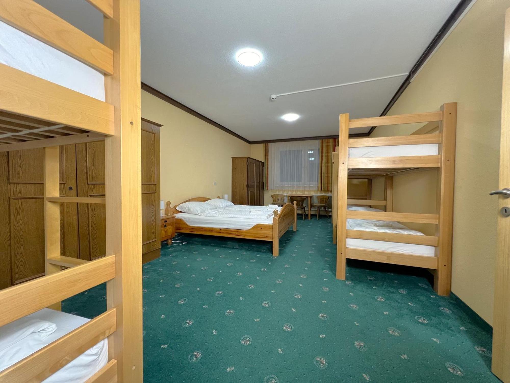 Mountain Hostel Ramsau am Dachstein Exterior photo