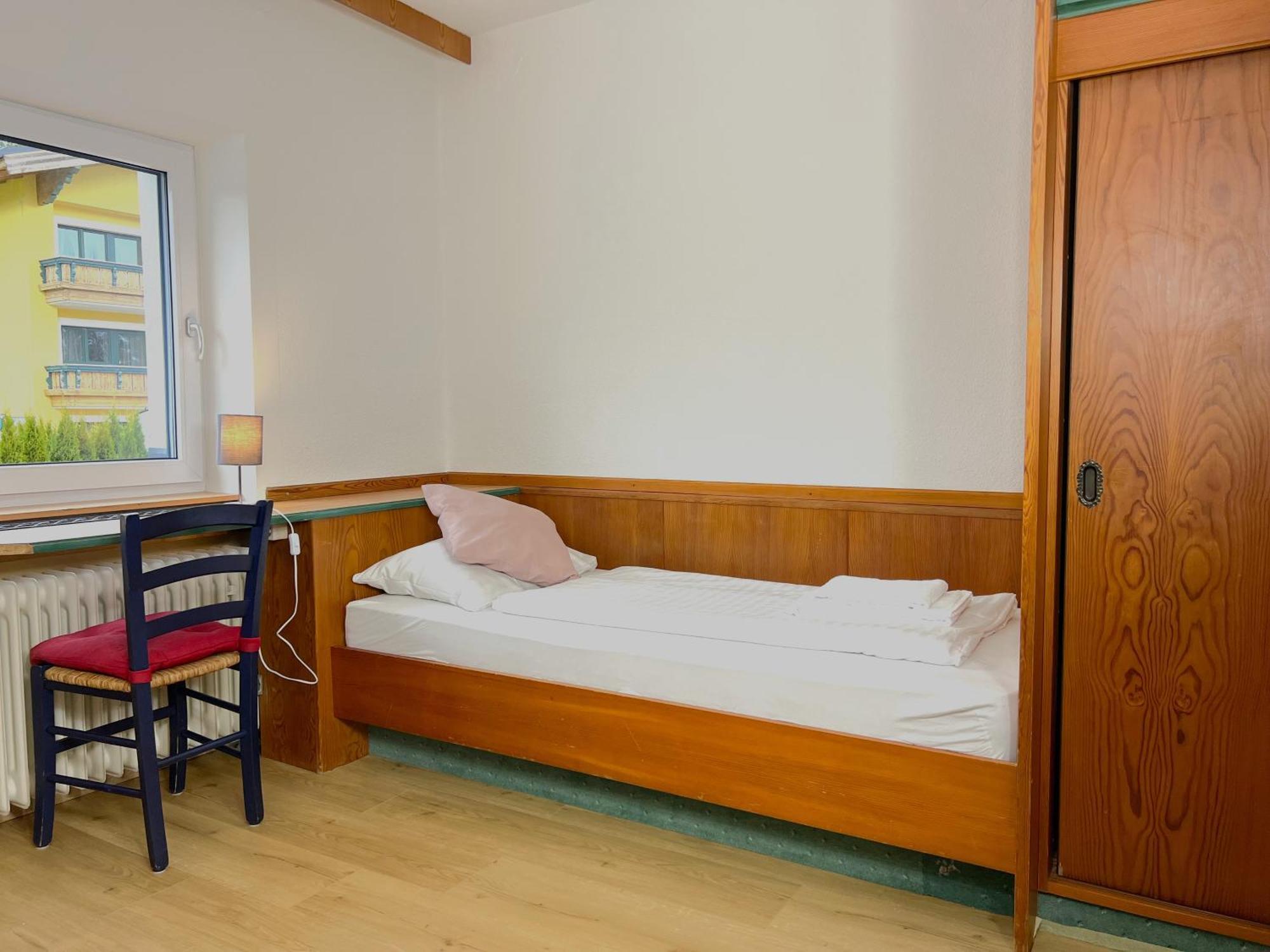 Mountain Hostel Ramsau am Dachstein Exterior photo